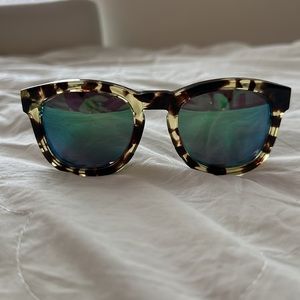 Wildfox Classic Fox Sunglasses - Amber Tortoise/Green